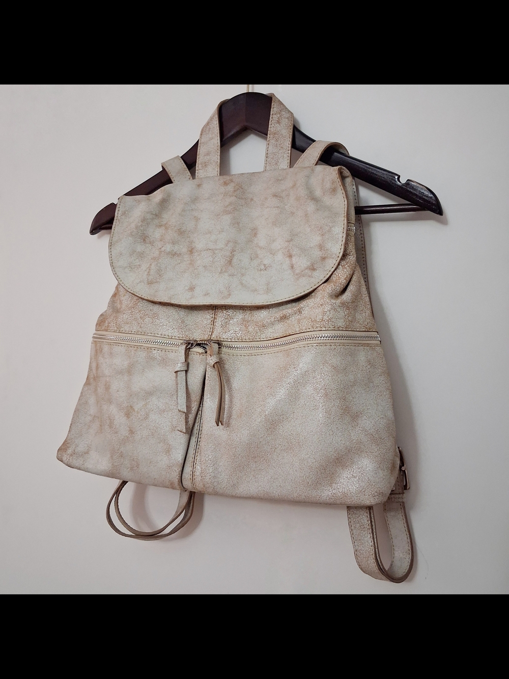 NINO BOSSI White/Cream Distressed Leather Backpack